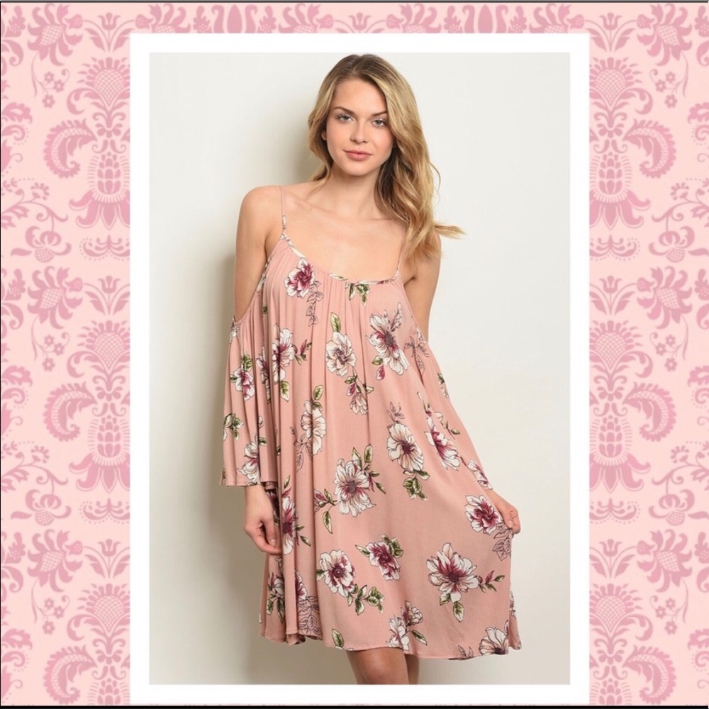 ✨Free Spirit Floral Dress✨